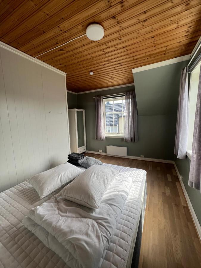 Rom Til Leie Svolvær Esterno foto